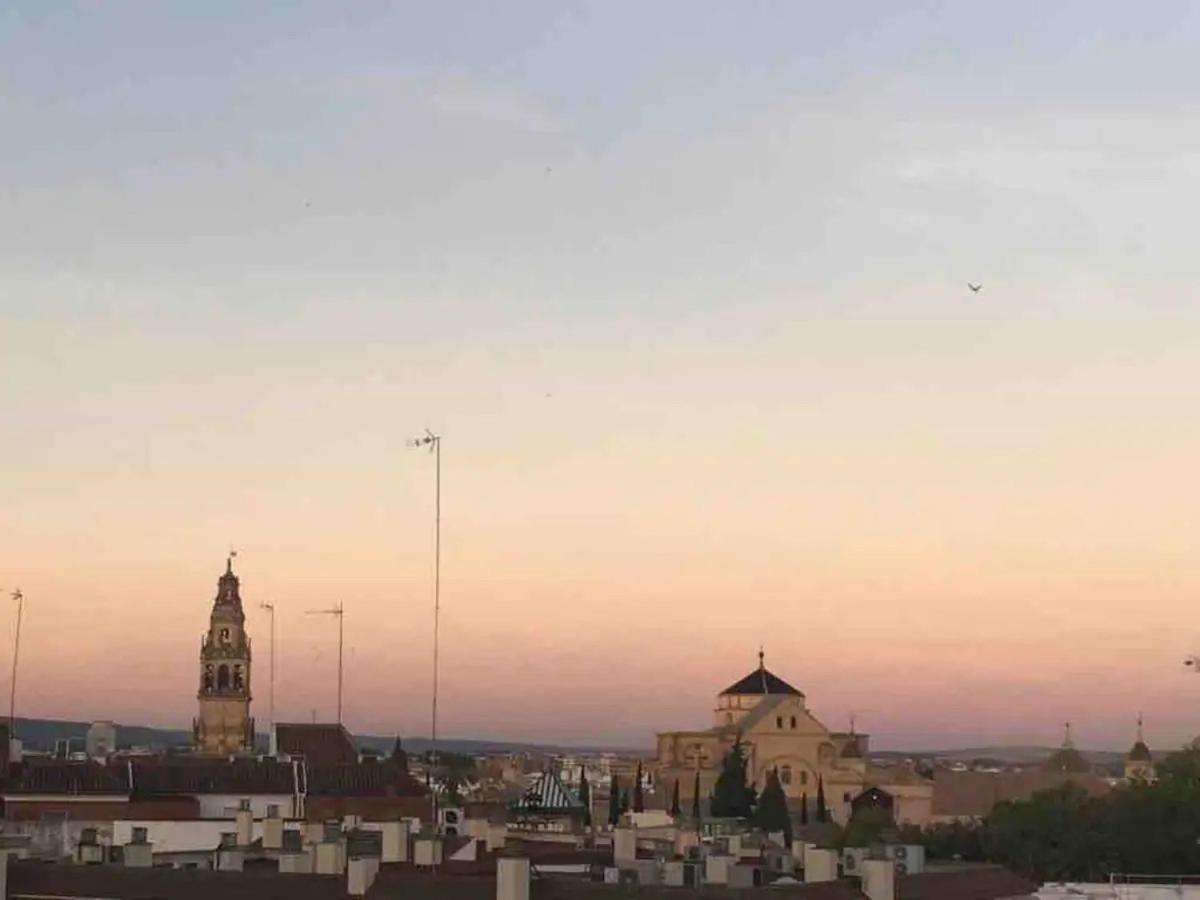 Nice Central Flat With Wonderful Views Kordoba Bagian luar foto