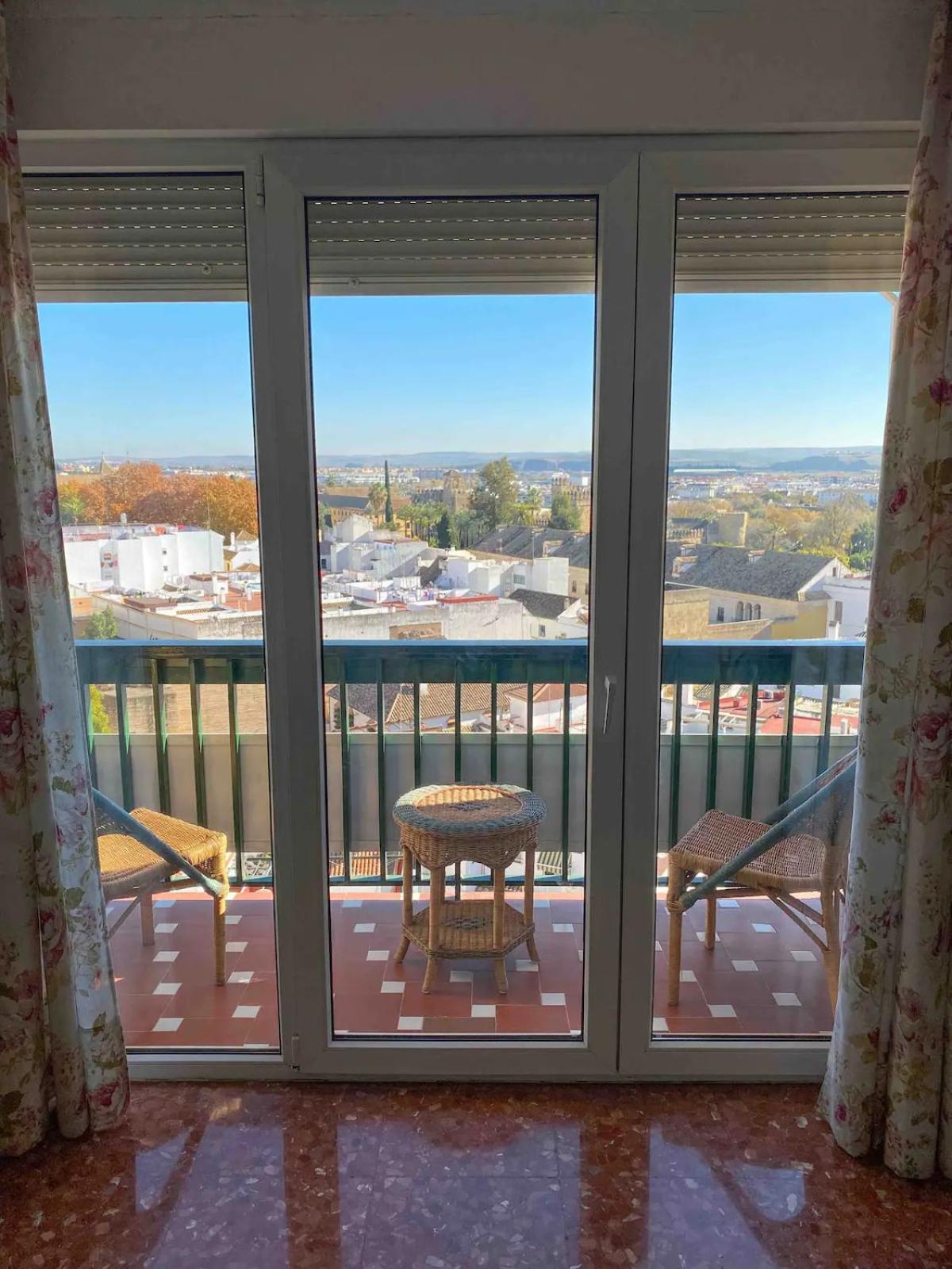 Nice Central Flat With Wonderful Views Kordoba Bagian luar foto
